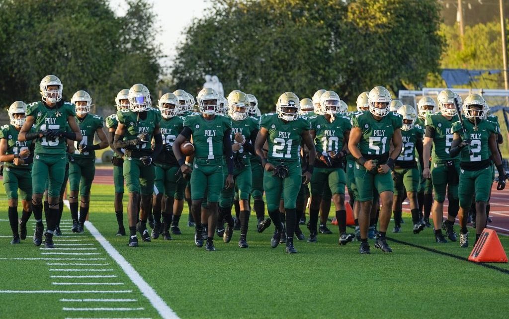 High School Football Preview Long Beach Poly Vs Mission Viejo